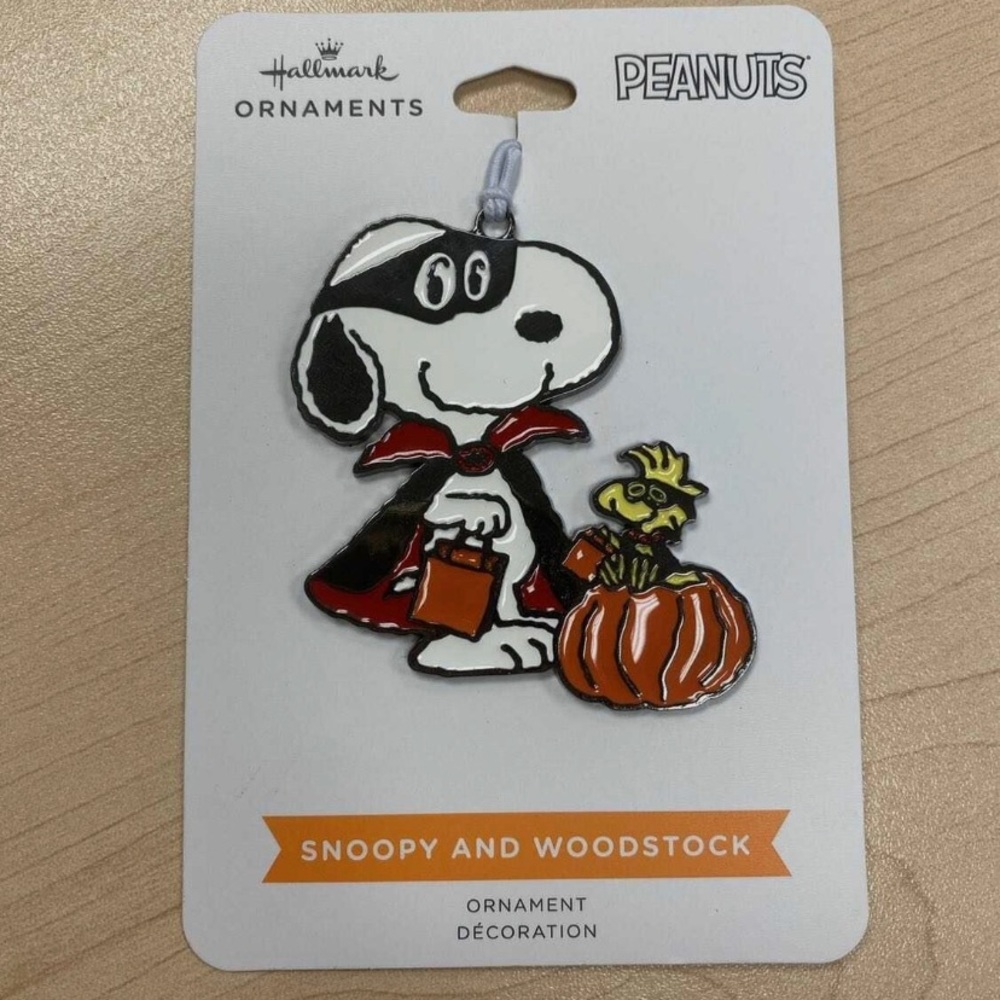 NEW🎃Peanuts Halloween - Snoopy & Woodstock - Hallmark Ornament